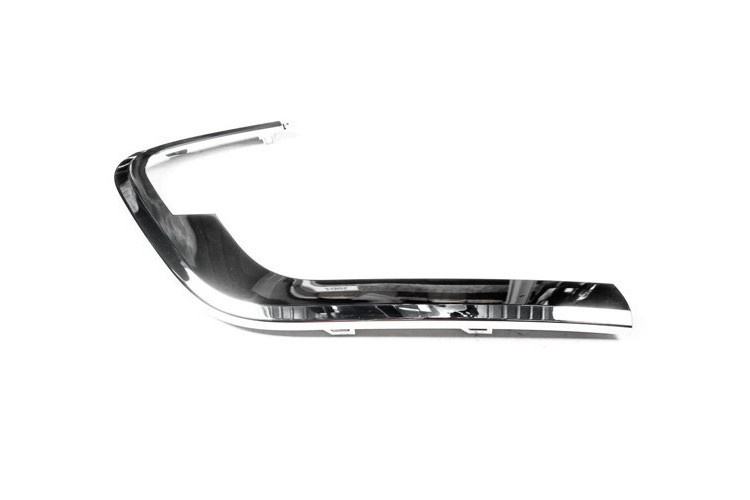 Молдинг бампера LADA X-Ray 8450022866 передний низ левый Молдинг бампера LADA X-Ray 8450022866 передний низ левый